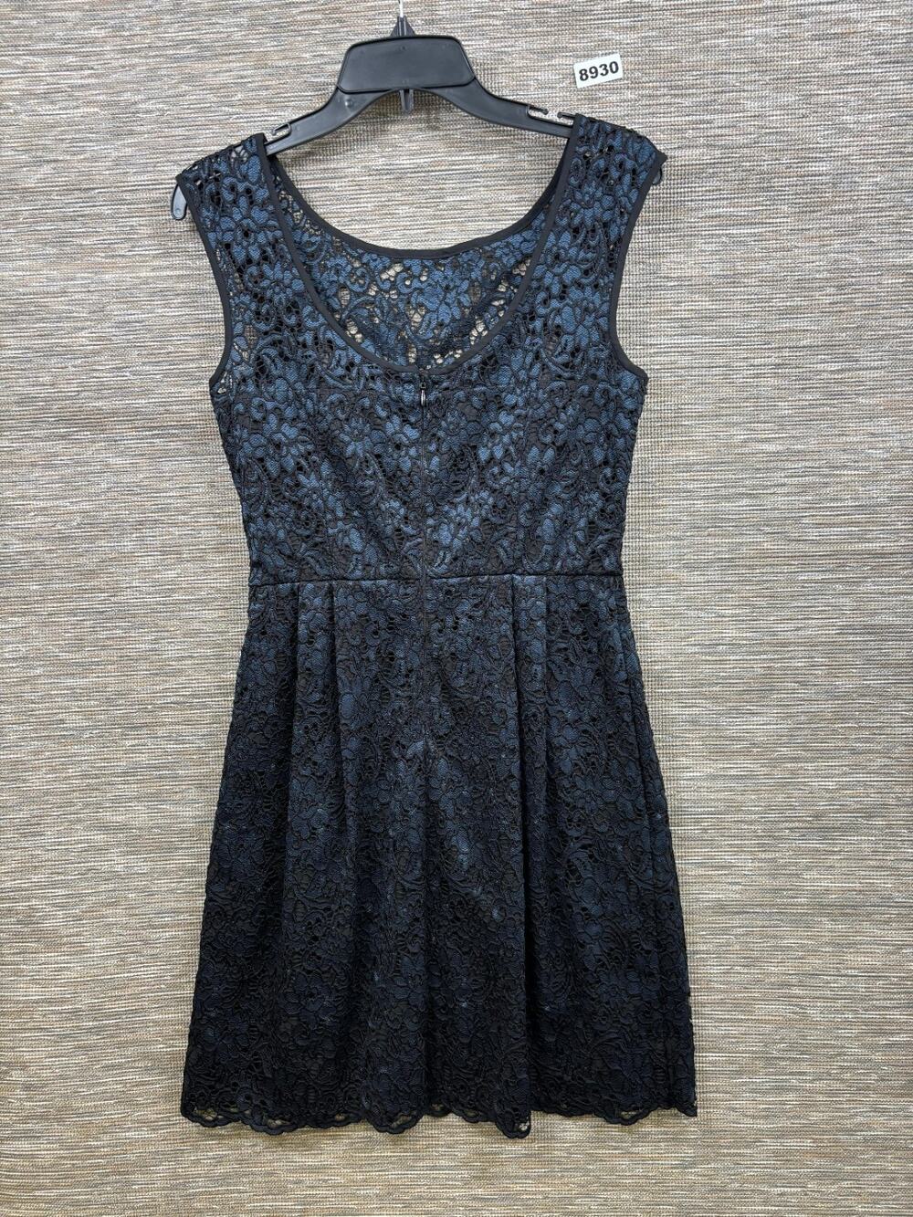 White House Black Market Floral Lace Midi Dress Womens 2 Black Blue Sleeveless